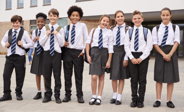 202406040306258 pupil