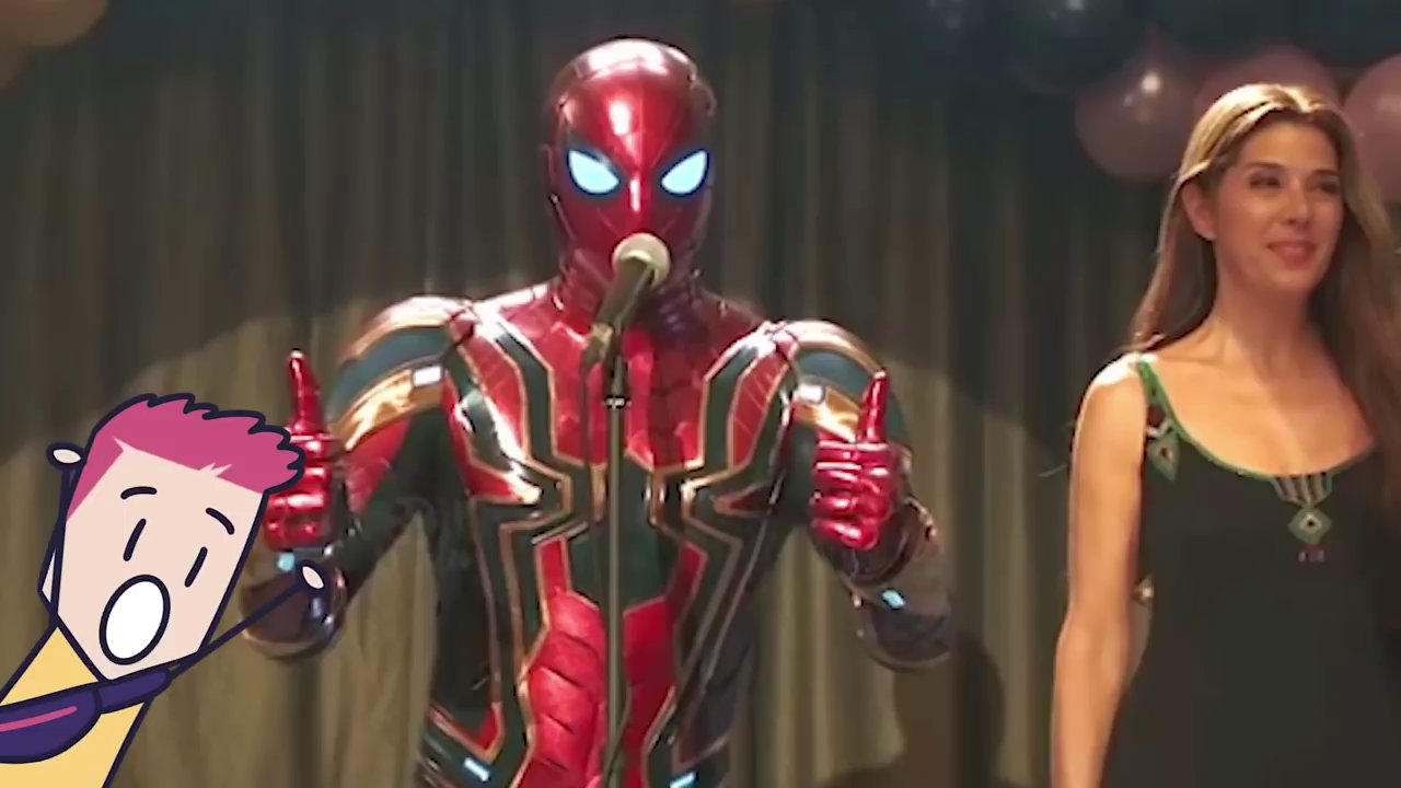 Hình ảnh một học sinh đang cố gắng cân bằng phương trình hóa học với nhiều công thức xung quanh.