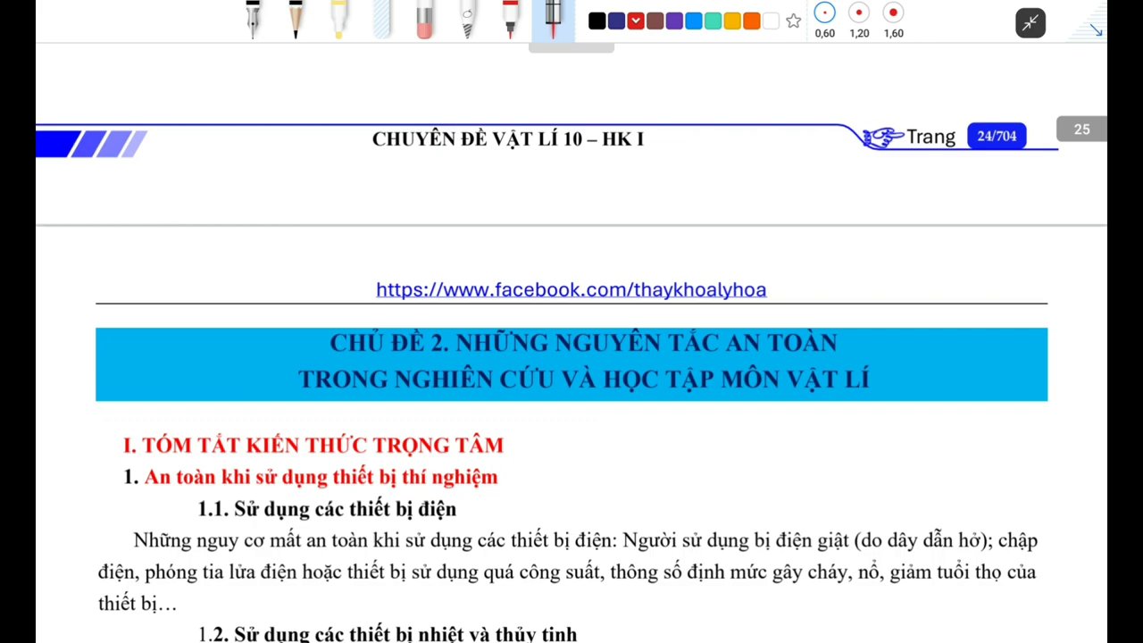 Hình ảnh so sánh ba dạng câu hỏi trắc nghiệm trong một đề thi vật lý.